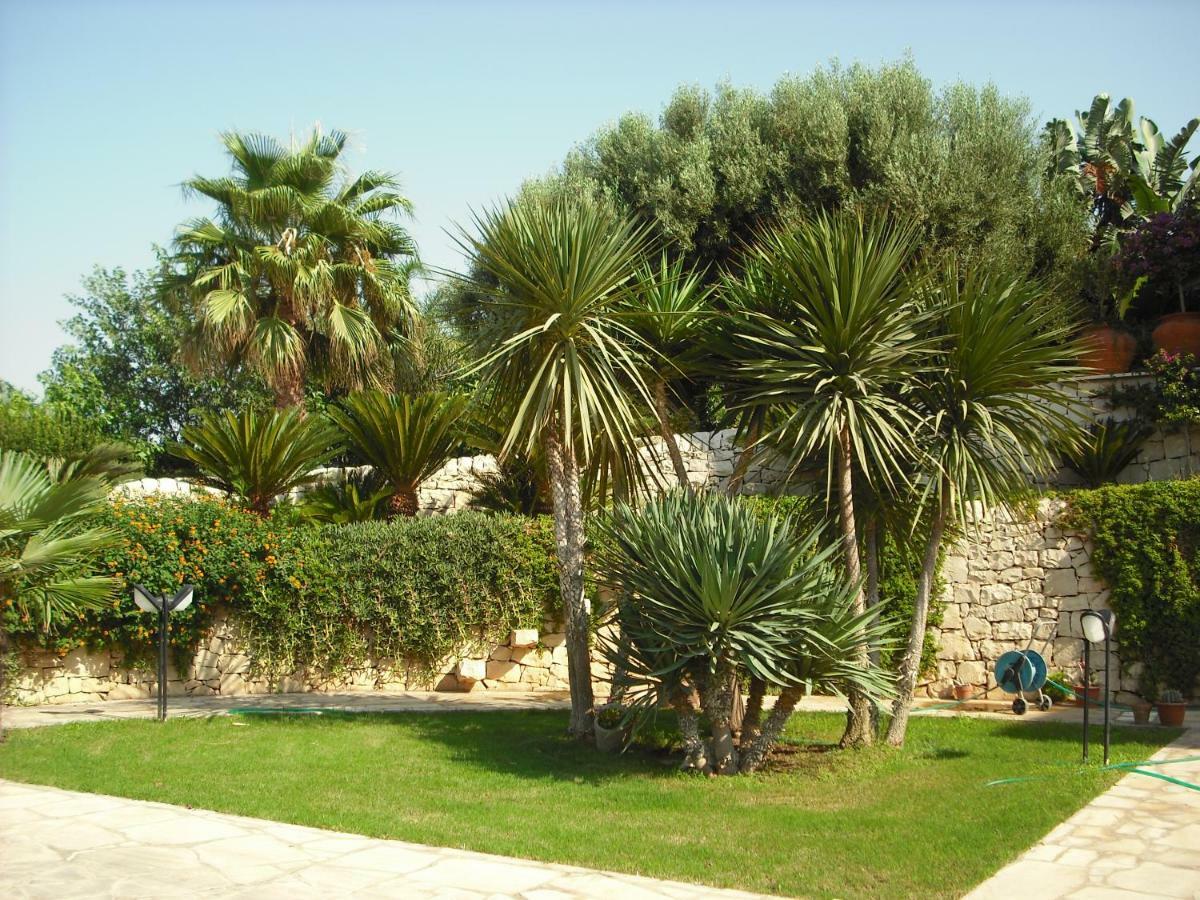 "Villa Rosa" Marina di Ragusa Eksteriør billede