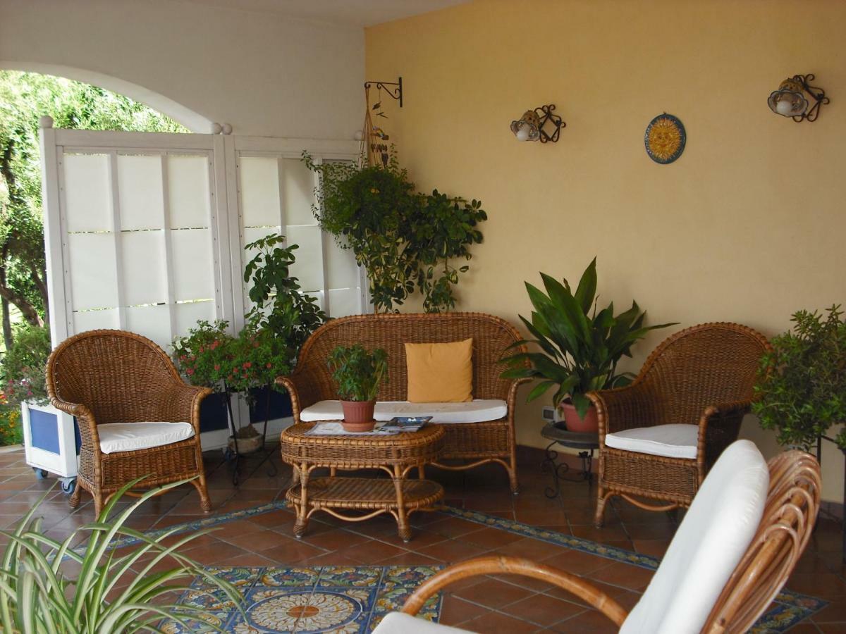 "Villa Rosa" Marina di Ragusa Eksteriør billede